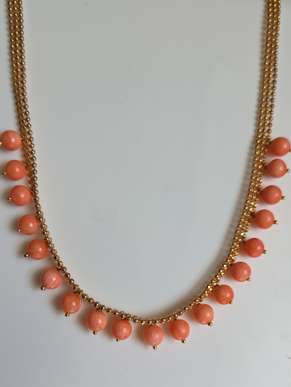 Genuine100%MOMO Vintage  Coral Angel Skin Dangle Fringe Necklace.